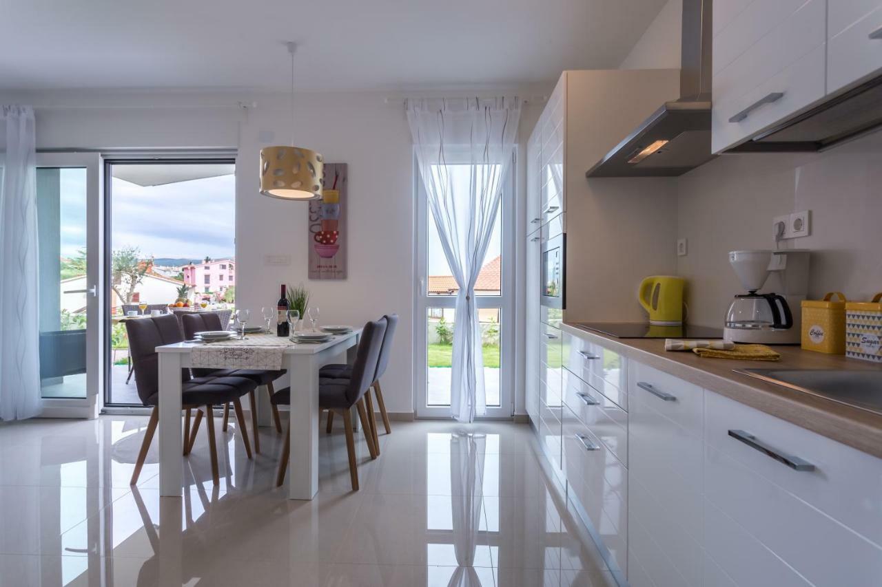 Apartment Elegance Krk Town Luaran gambar